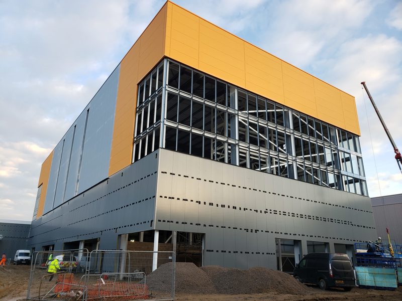 Image for Basildon new Lidl and Greggs taking shape at The St Hilary Retail Park